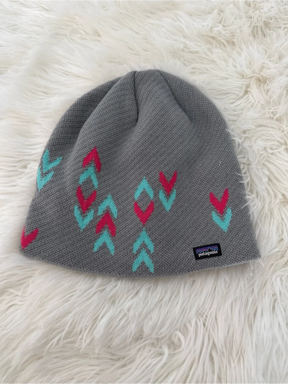 Patagonia Grey Beanie with Teal & Pink Arrow Motif